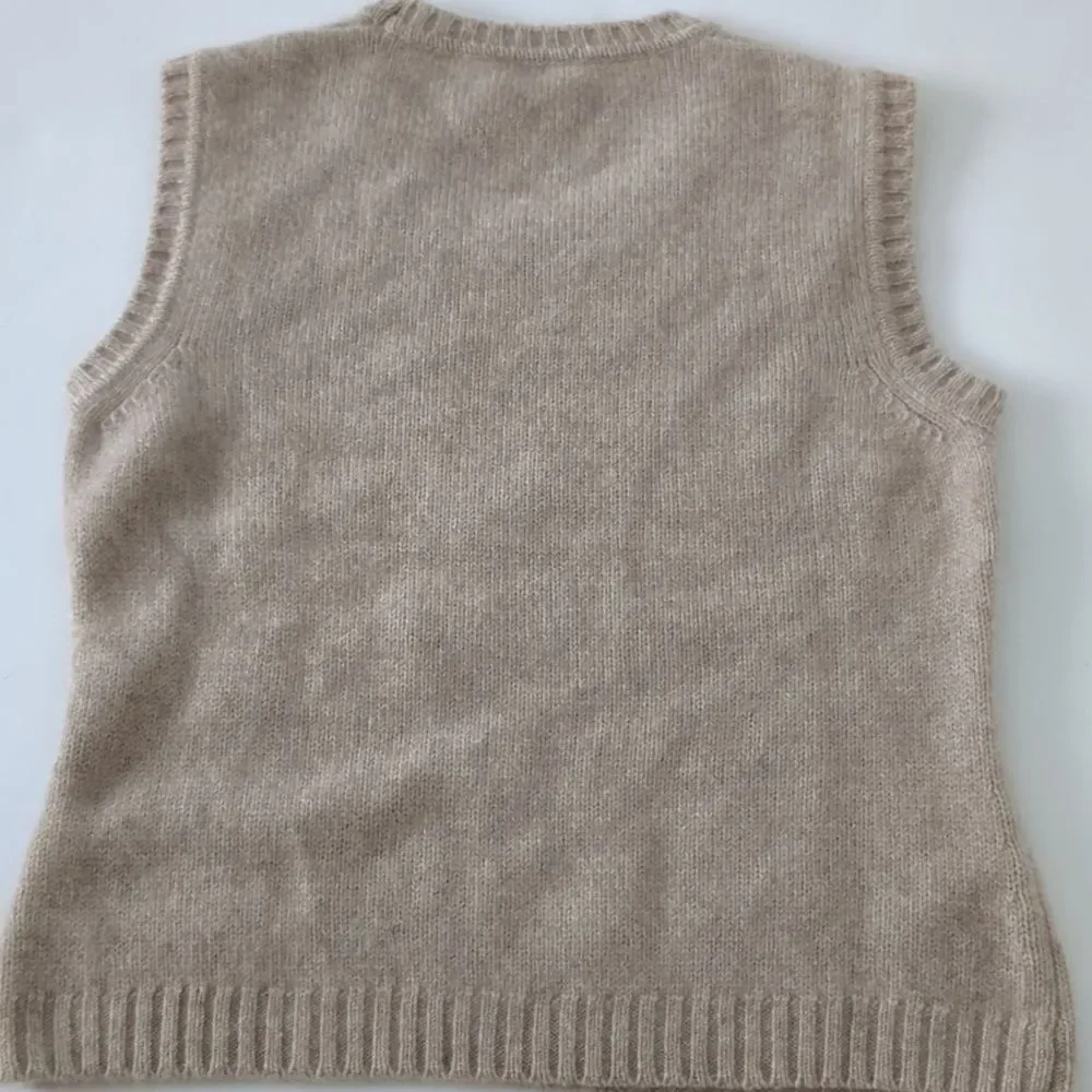Rani Arabella cashmere vest sweater - Picture 5 of 6